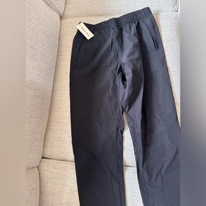 NWT men’s pants Outdoor Voices size medium